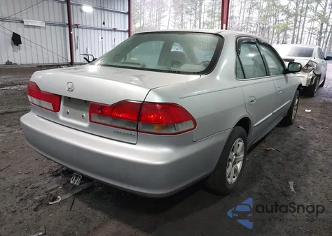 2001 Honda Accord Value Package from USA, damaged, VIN 1HGCF86611A029929